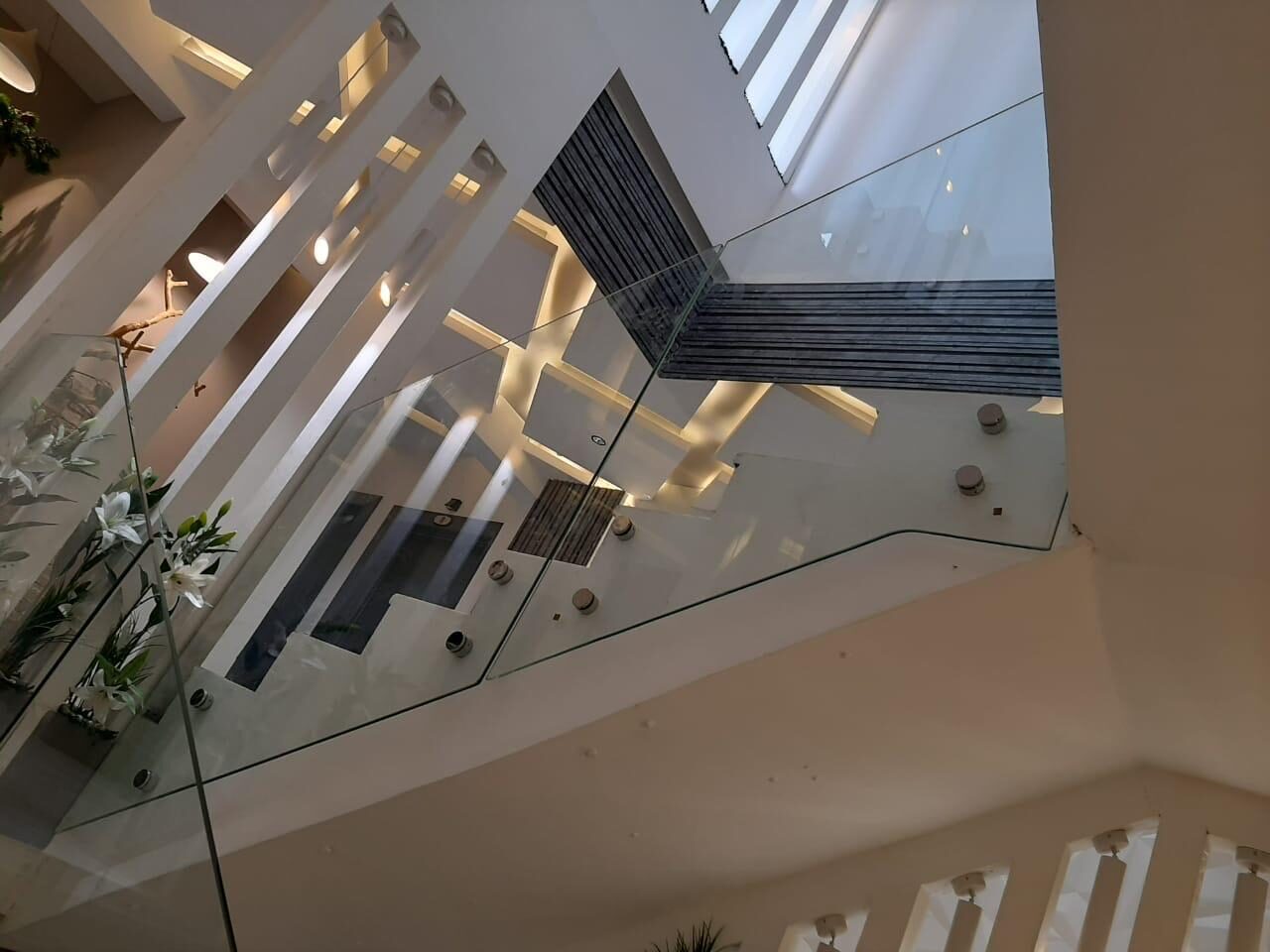 Feature staircases